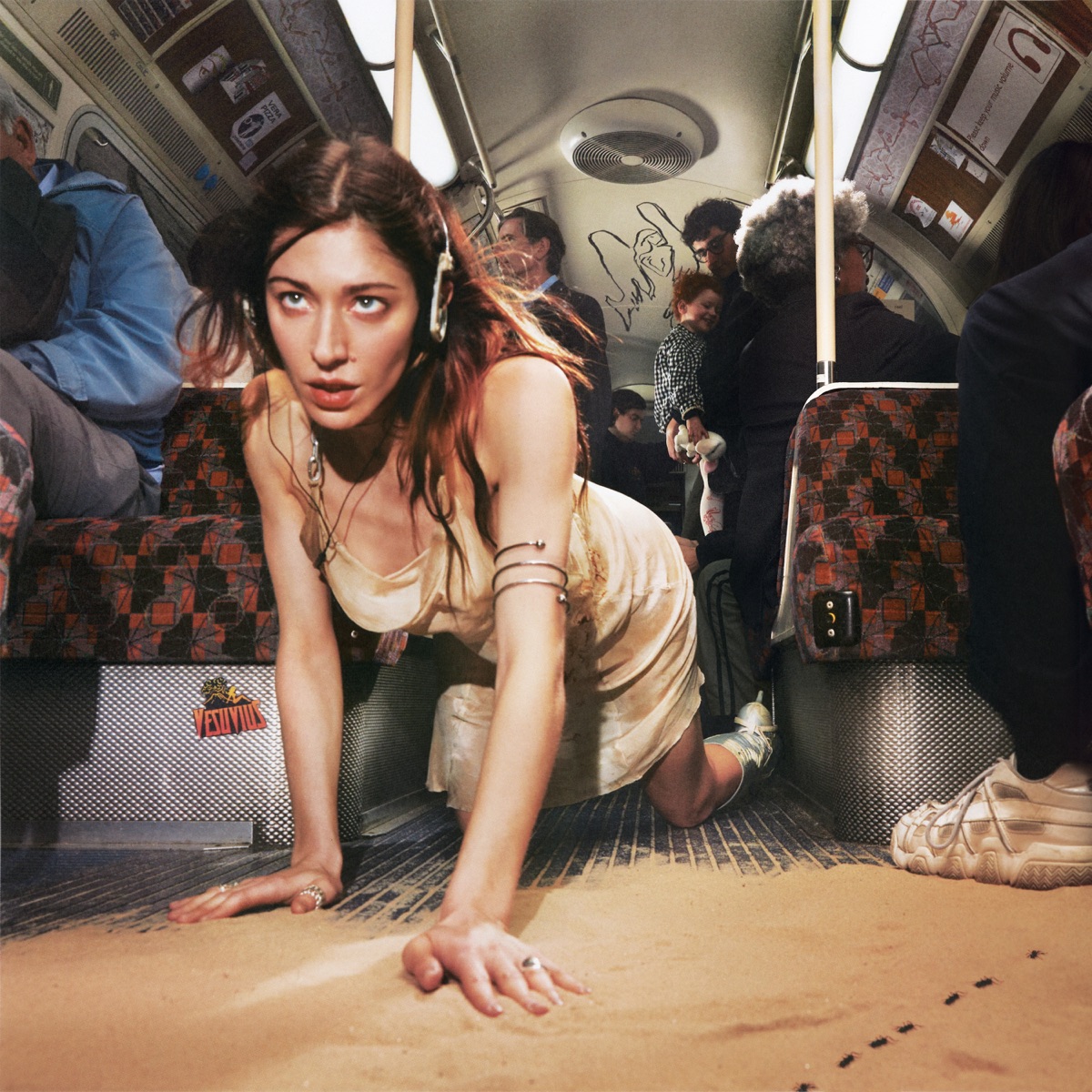 Caroline Polachek《Desire, I Want to Turn Into You》专辑封面